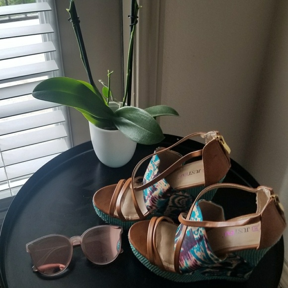 JustFab Turquoise Topanga - Picture 2 of 6